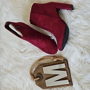 Katliu Red Faux Suede Heeled Boots NIB
